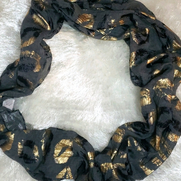 Infinity scarf - Picture 4 of 4